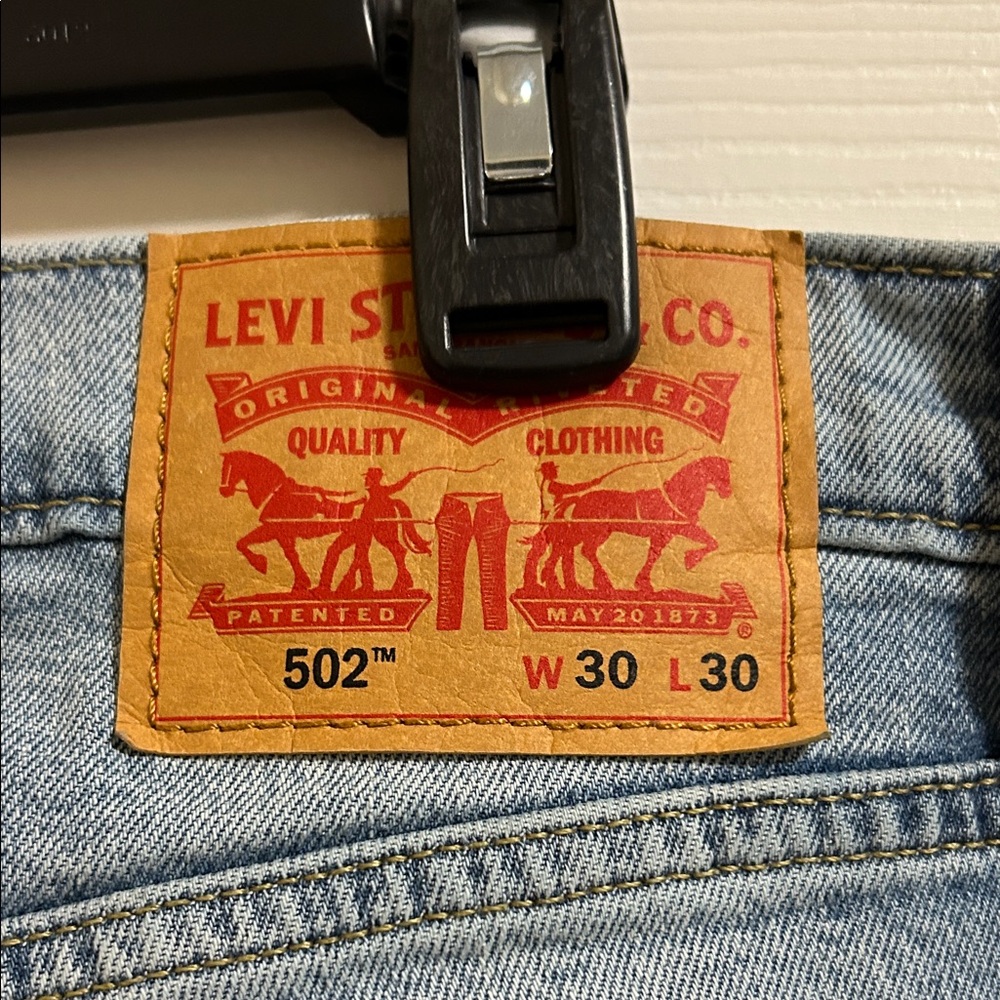 Levi's 502 Denim Jeans in Light Blue